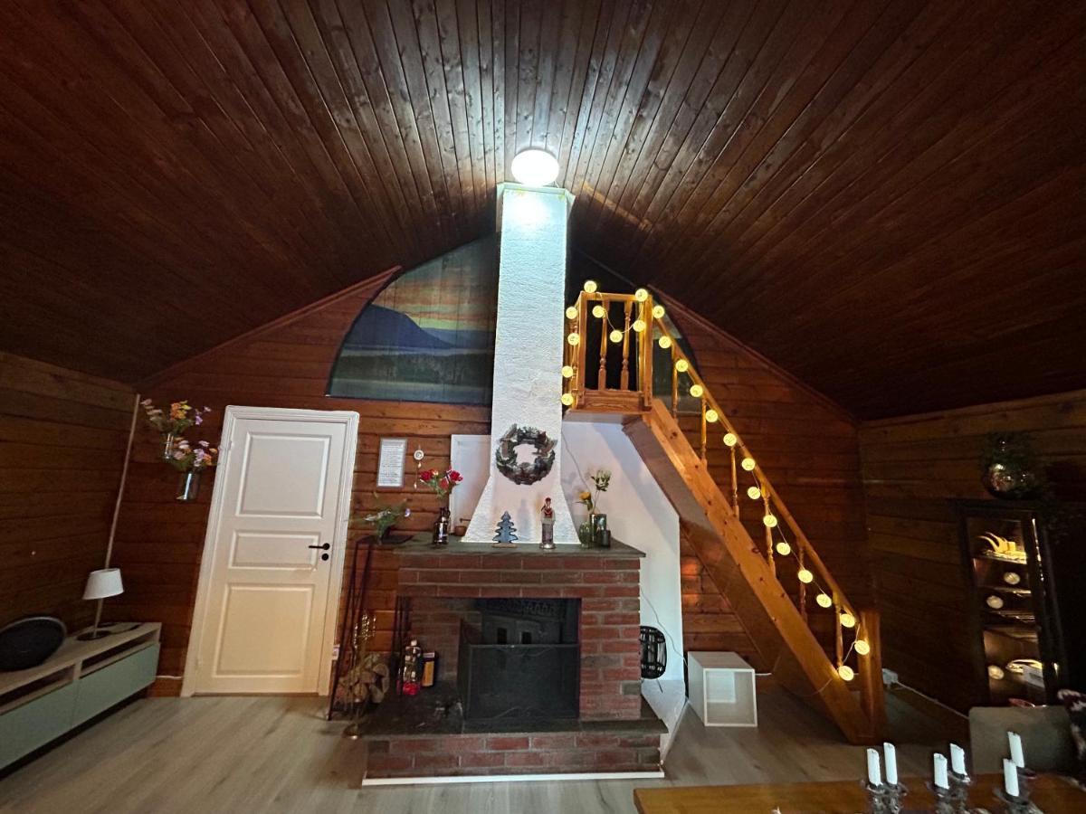 Beautiful Cabin By Mjosa. Villa Stange Kültér fotó